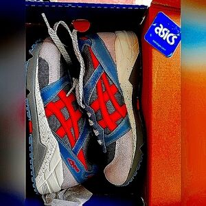 Asics Gel-Lique NWT